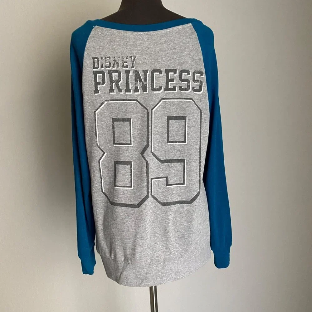 Disnesyland Resort sz M cotton Little Mermaid Long sleeve scoop neck sweat shirt - Picture 4 of 7